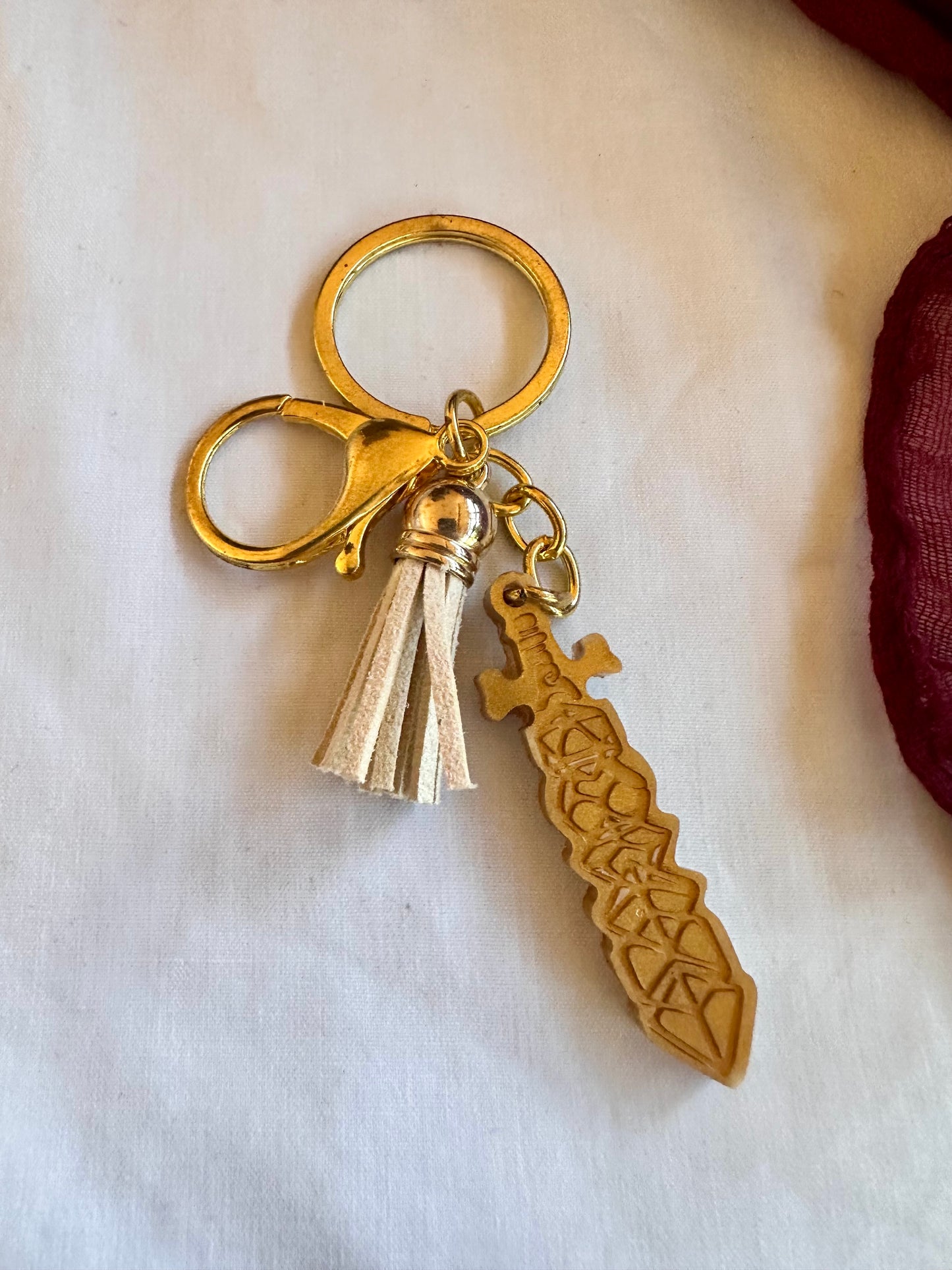 Polyhedral sword keyrings