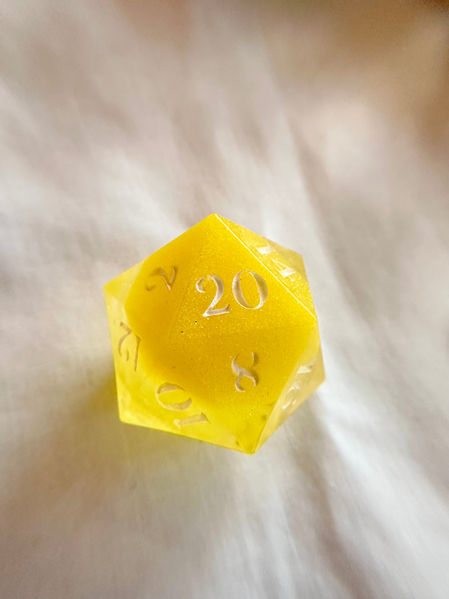 Happiness Single D20