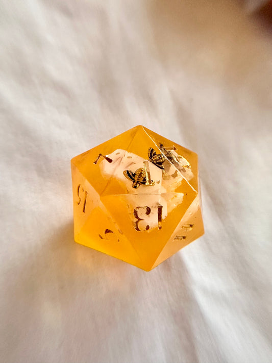 Hello Bees Single D20